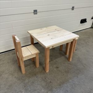 table enfant en bois