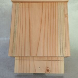 gîte / nichoir chauve souris en bois de Douglas artisanal fabriqué à Limoux