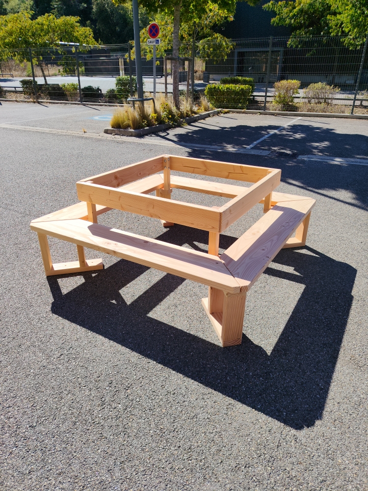 banc tour arbre maternelle